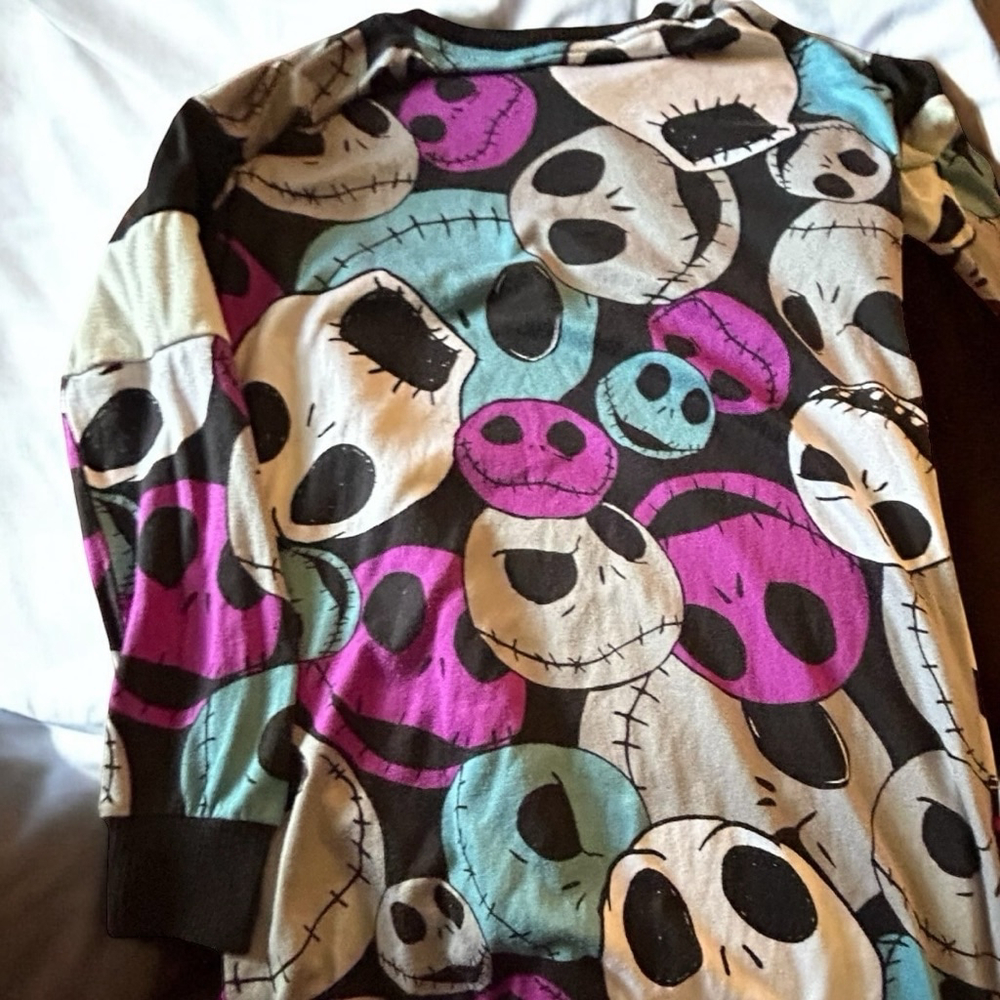 Women’s Disney Nightmare Before Long Sweater XS Black Purple